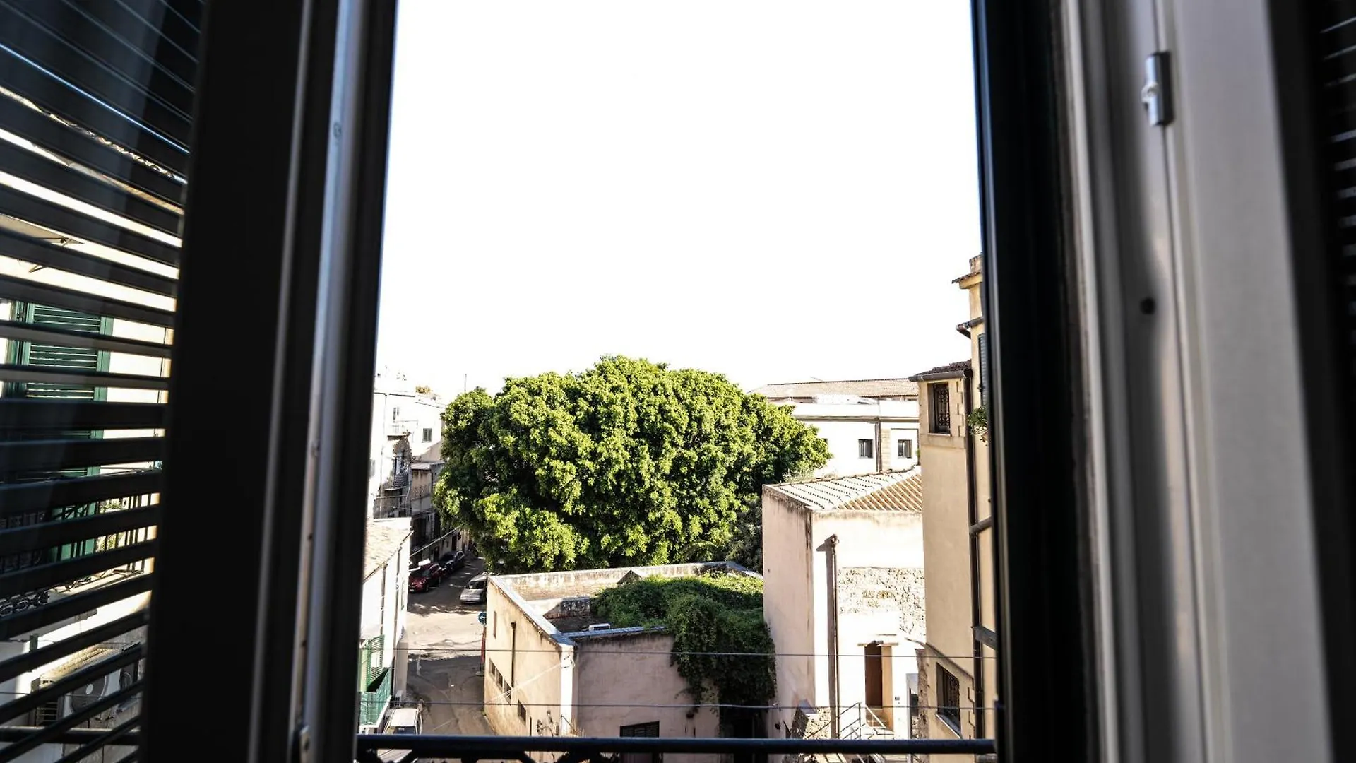 Maison D'Art Orleans Palermo 0*,  Italia